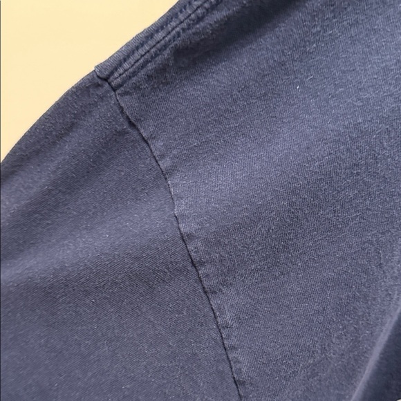 Gildan Ultra Cotton Navy Shirt Fresno State - Picture 5 of 9